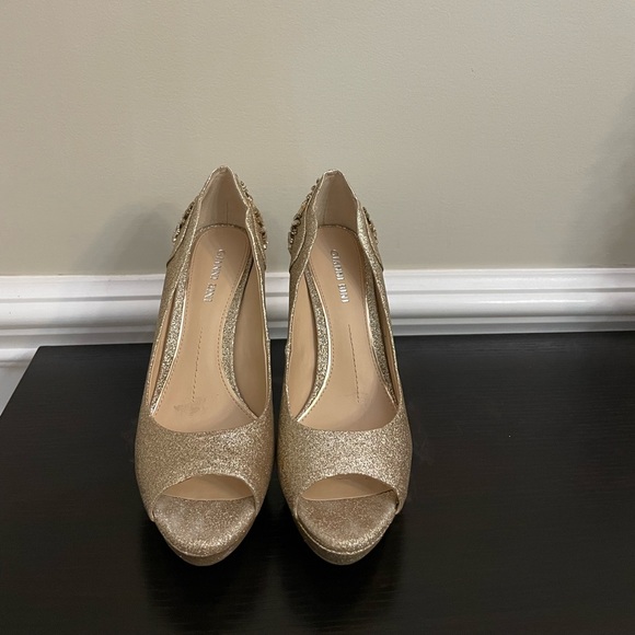Gianni Bini Champange Heels - Picture 2 of 3
